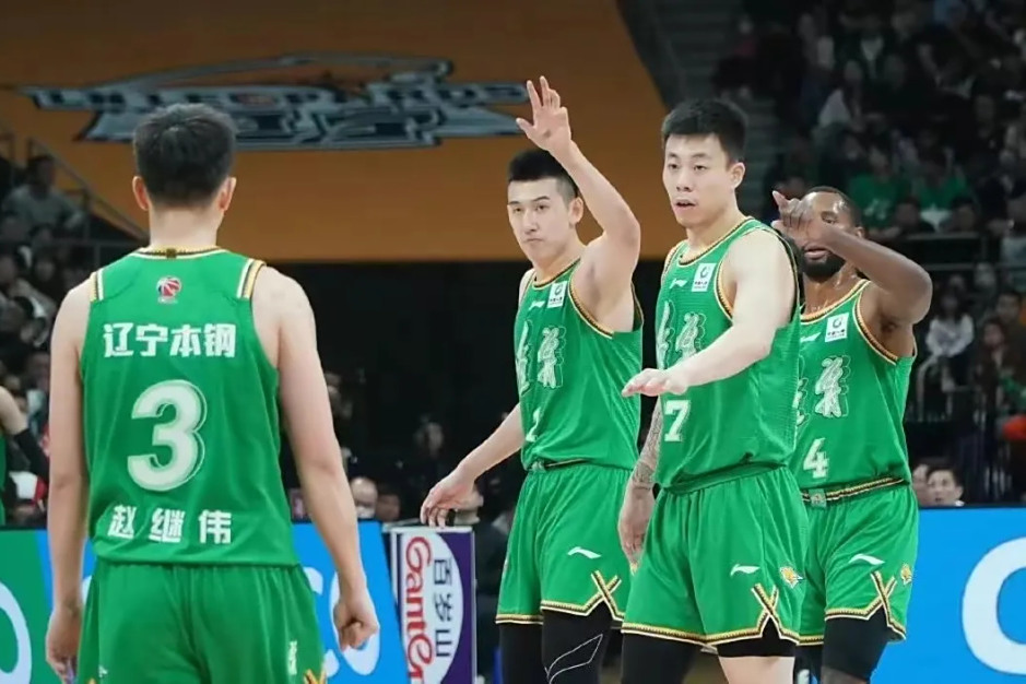 包含CBA伤病对赛季影响：如何影响球队排名的词条