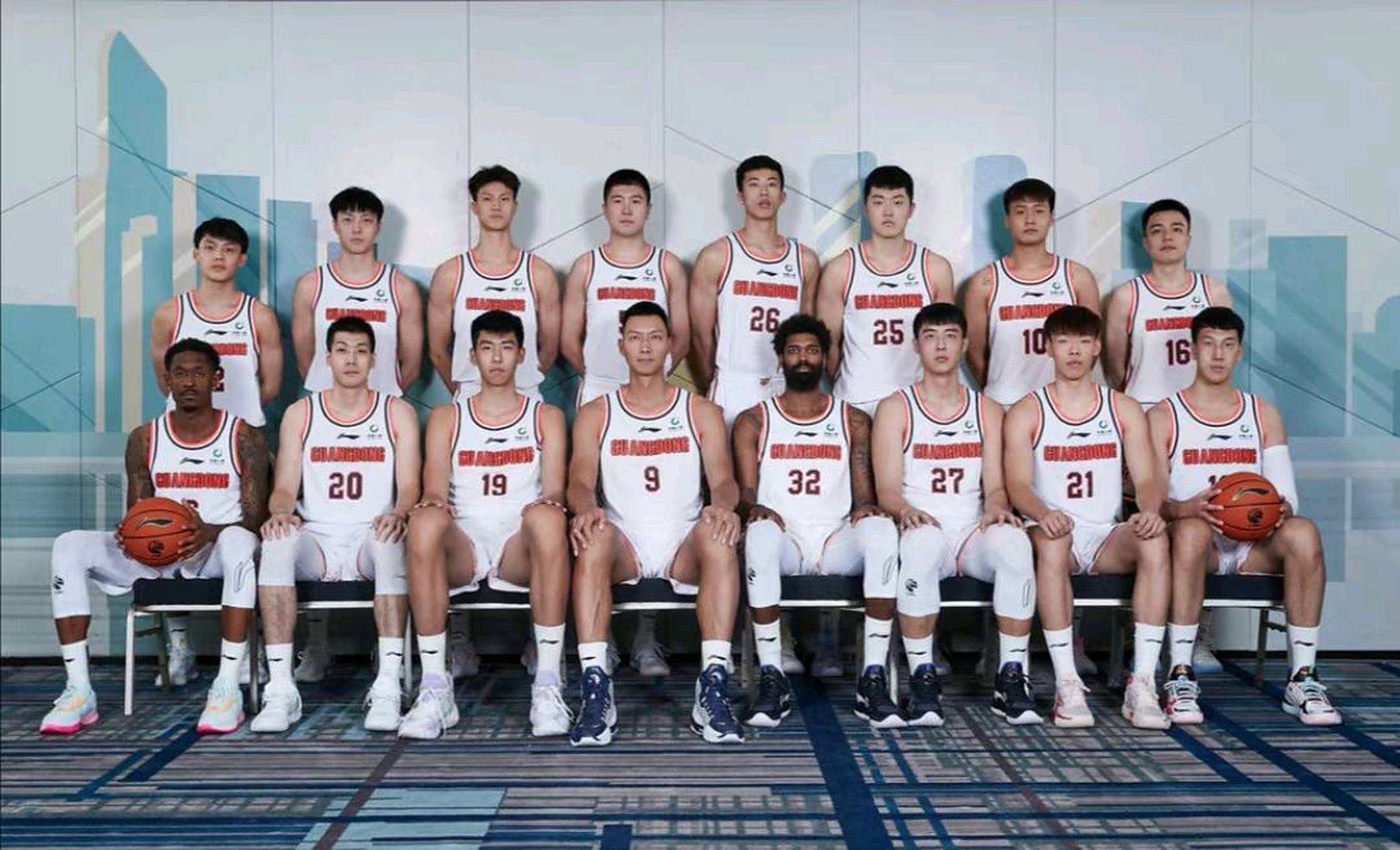 CBA高效防守与进攻的平衡探讨