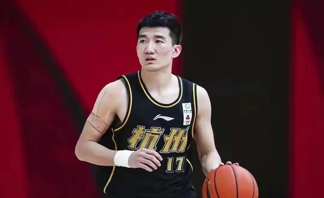孙铭徽转会至浙江方兴渡，加强球队后卫线